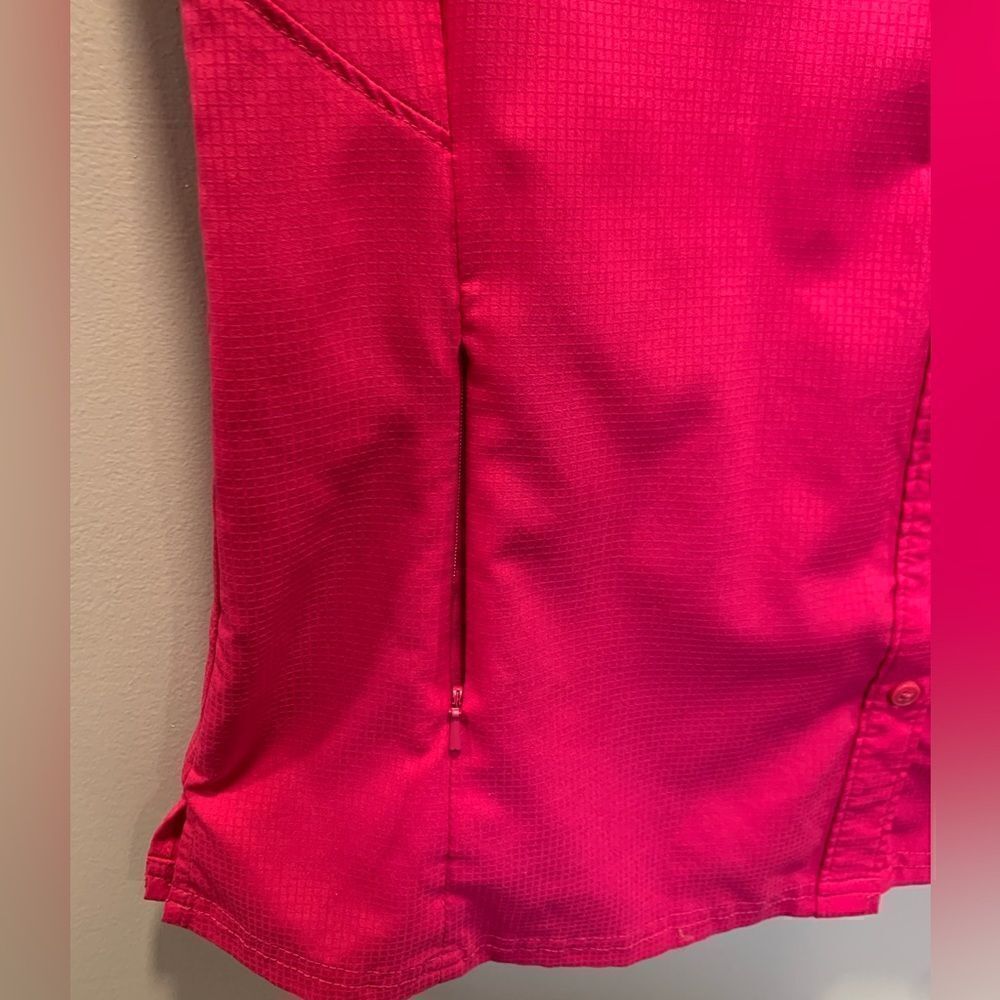 Columbia Omni-shade Sun protection sleeveless button down - Picture 6 of 14